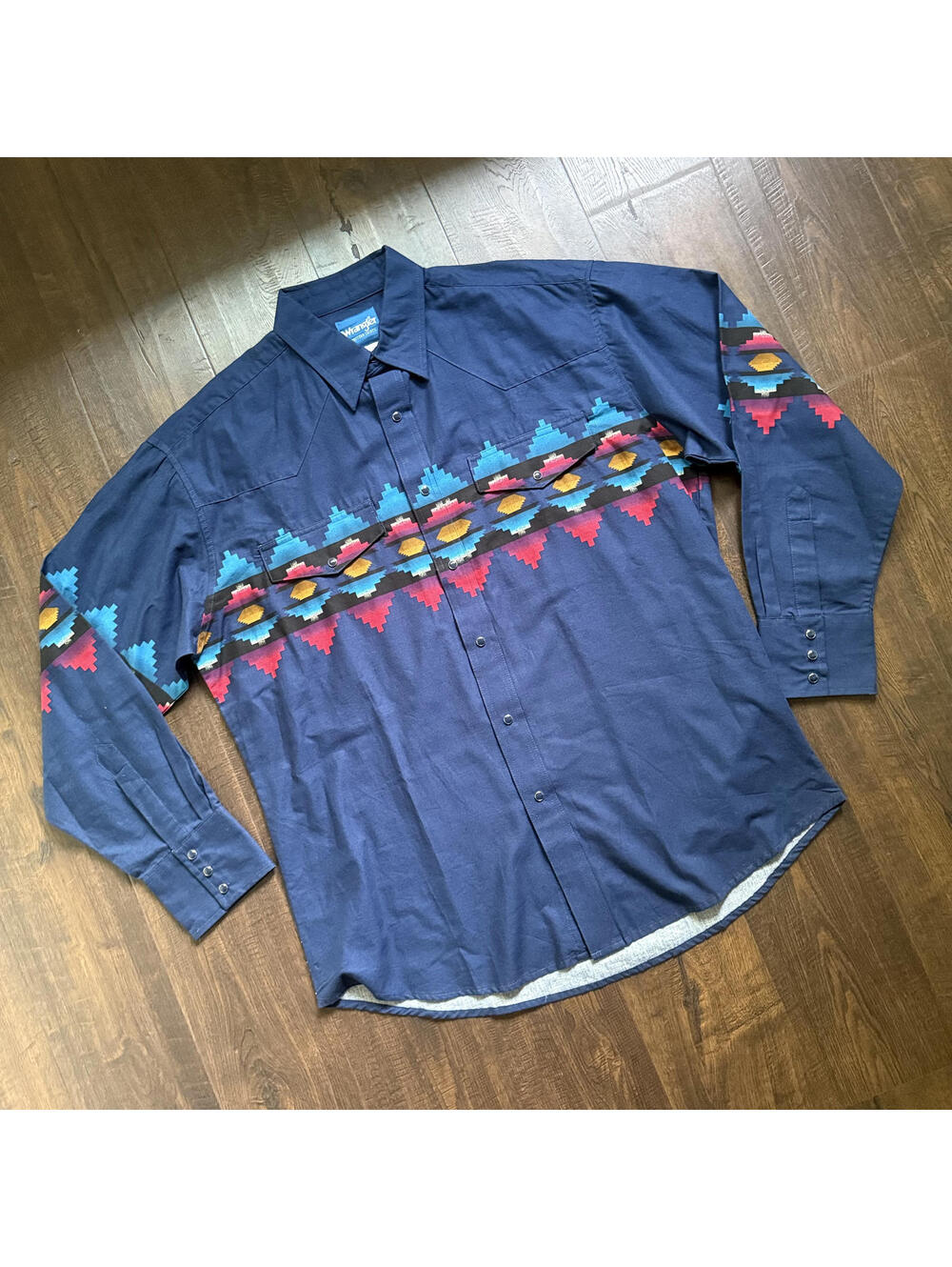 Vintage Western Wrangler Native American Western Print Pearl Snap Longsleeve L